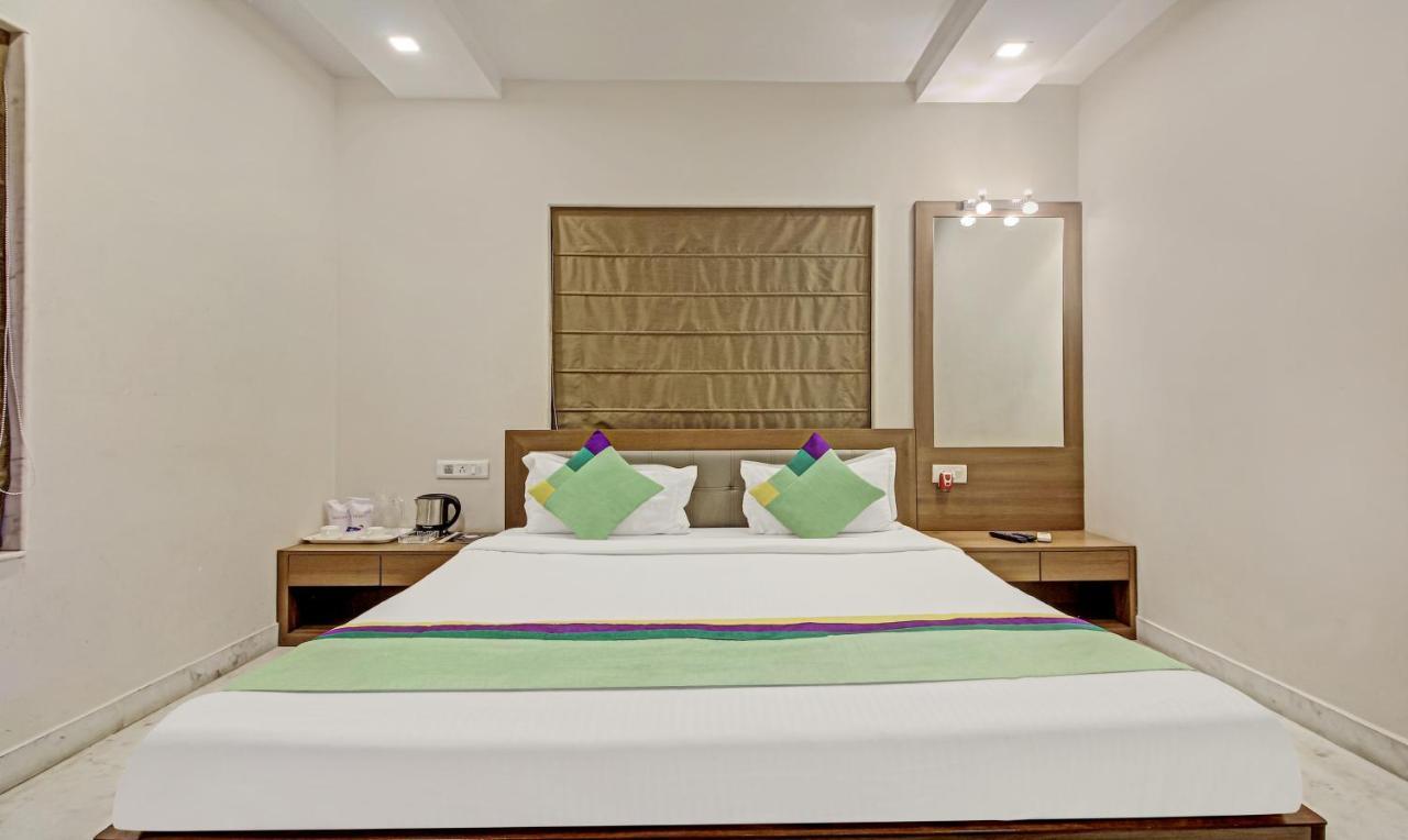 Hotel Treebo Sreemaa Newtown Panchuria Exterior foto